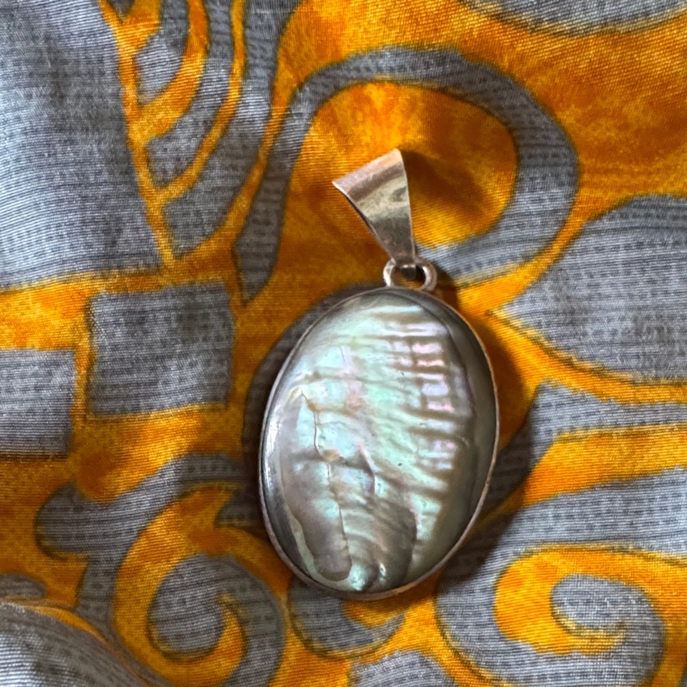 Sterling Silver Iridescent Mother-of-Pearl Oval Pendant